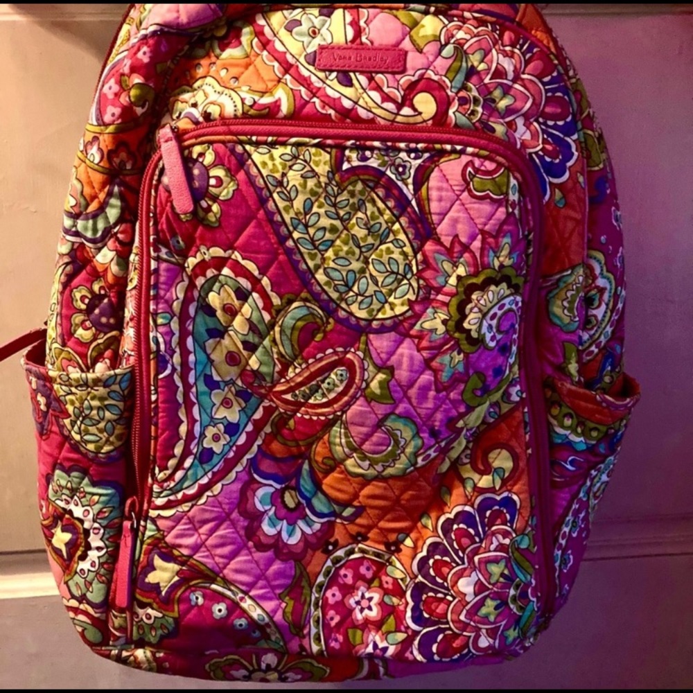 Pink Vera Bradley backpack 🎒
